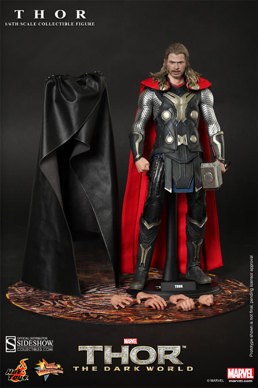 Hot Toys Thor Sixth Scale Figure