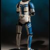 Stormtrooper storm trooper COMMANDER Premium Format™ Figure by Sideshow Collectibles - Image 3