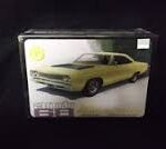 1968 PLYMOUTH ROADRUNNER 1/25 AMT849/12 MOLDED IN YELLOW