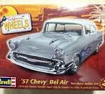 '57 CHEVY BEL AIR TWO DOOR SEDAN 2'N1 1:25 REVELL 85-4251