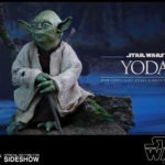 Yoda Sixth Scale Figure by Hot Toys Movie Masterpiece Series MMS369