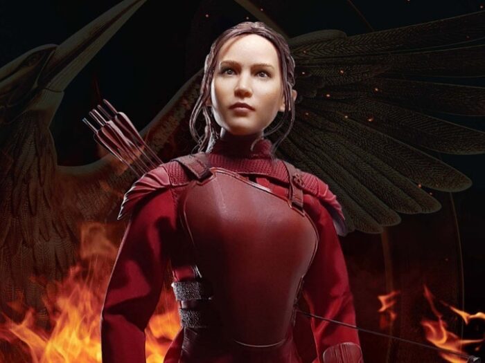 The Hunger Games: Mockingjay Katniss Everdeen (Red Armor) 1/6 Scale Figure star ace toys