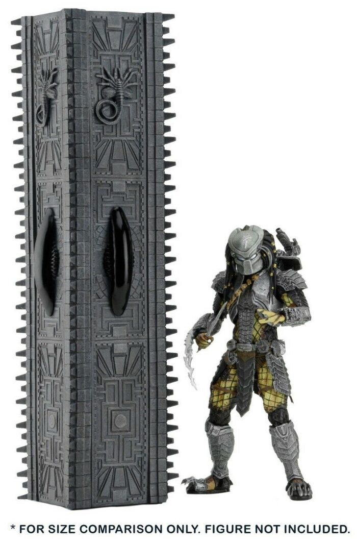 NECA AVP Alien Vs. Predator Temple Pillar Diorama - Image 3