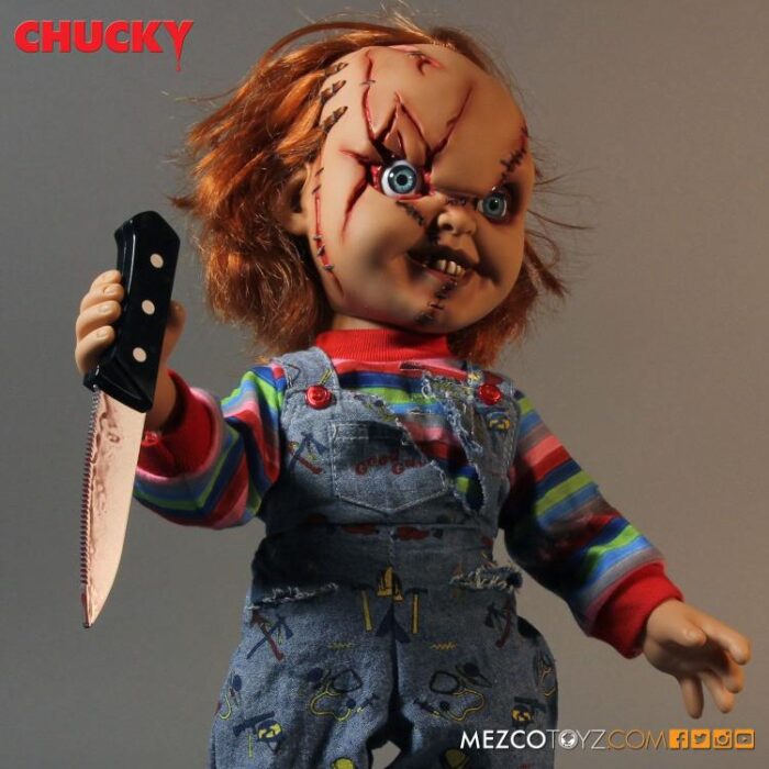 Child's Play Mega Scale Talking Chucky - Image 7