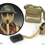 1/6 DID WWI British Infantry British small box respirator and bag loose   B7