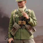 WILHELM - AFRIKA KORPS INFANTRY CAPTAIN WORLD WAR II  DID 1/6 D80151 Defect on box- see pic