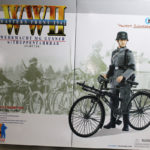 Dragon figure w/ Bicycle Gunner Hubert Schreber 70748 1/6 12" WW2 German