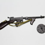 Dragon 1/6 "Reggie" thompson machine gun with barrel drum magazine loose   B10