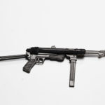 German 1/6 mp-40 with removeable magazine and sling loose   B10