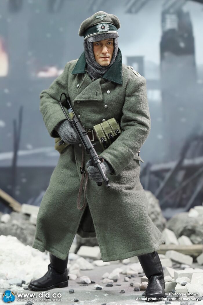 DID WWII German WH infantry Oberleutnant - Winter 1/6 Scale Action Figure D80159 - Image 6