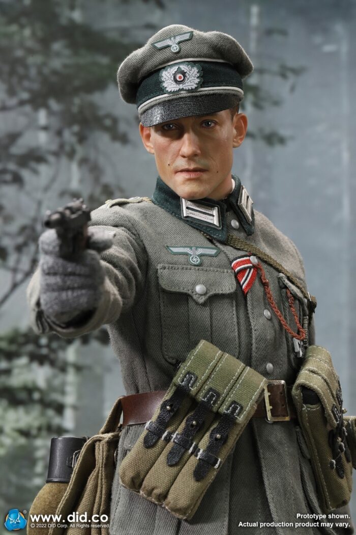 DID WWII German WH infantry Oberleutnant - Winter 1/6 Scale Action Figure D80159 - Image 10