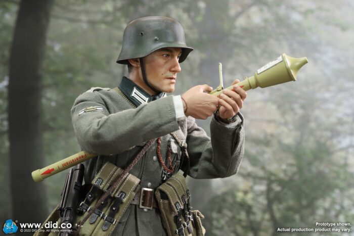 DID WWII German WH infantry Oberleutnant - Winter 1/6 Scale Action Figure D80159 - Image 16