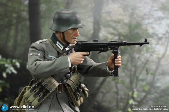 DID WWII German WH infantry Oberleutnant - Winter 1/6 Scale Action Figure D80159 - Image 17