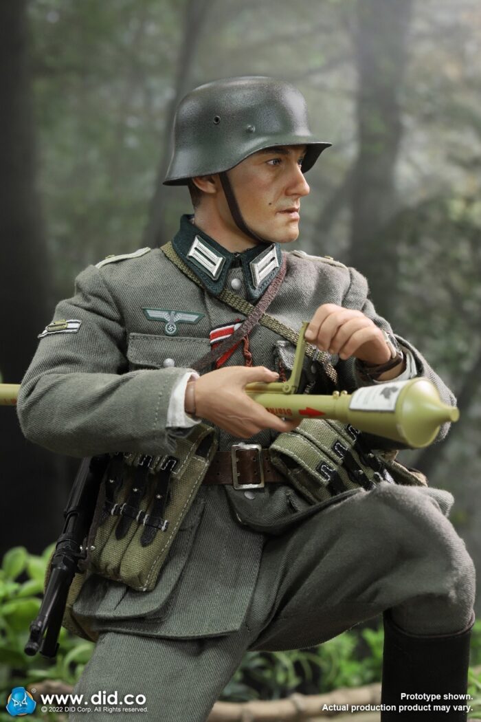 DID WWII German WH infantry Oberleutnant - Winter 1/6 Scale Action Figure D80159 - Image 19