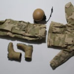 Dragon models 1/6  Gulf war Tank commanders uniform loose     B3