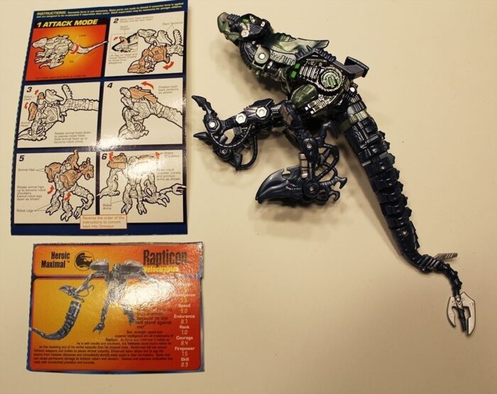 Vintage Transformers Beast Machines Rapticon Dinobot Complete with card back and instructions