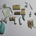 1/6 scale lot of paramedic accessories loose   C1