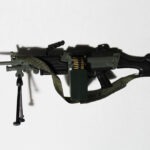 1/6 saw machine gun for action figures     loose  C1