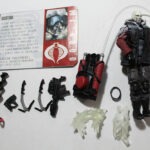 GI Joe Pursuit of Cobra POC Destro Arctic Threat 2010  Complete with file card    F4