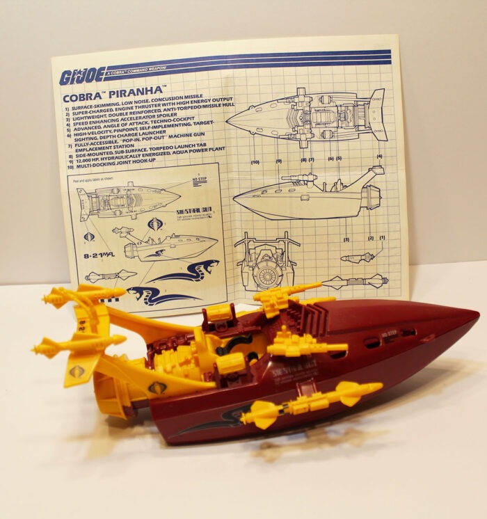 1990 Vintage GIJOE Cobra Piranha Attack Boat Complete with instructions  T2