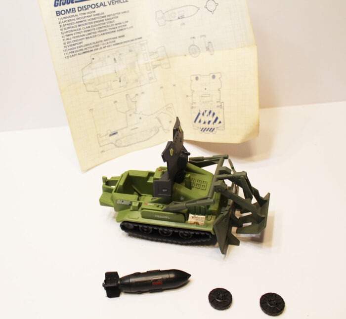 Vintage GI Joe 1985 BOMB DISPOSAL  Complete with blueprints T2