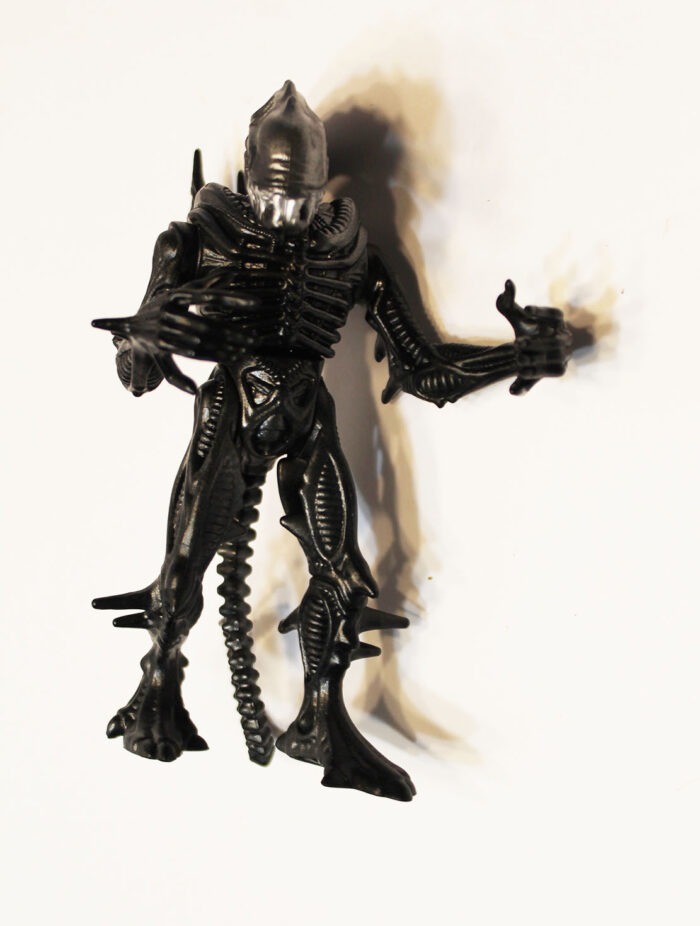 Aliens 7" Figure Scorpion Alien Exploding Kenner Fox 1992 silver  F11